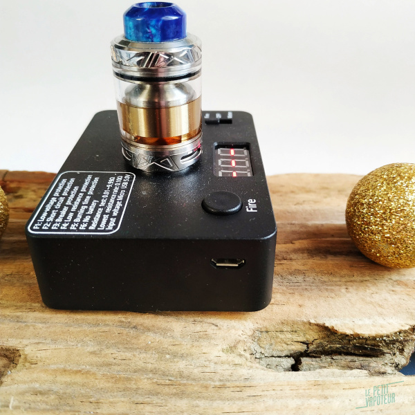 Article Ohmmetre Vape District USB LPV